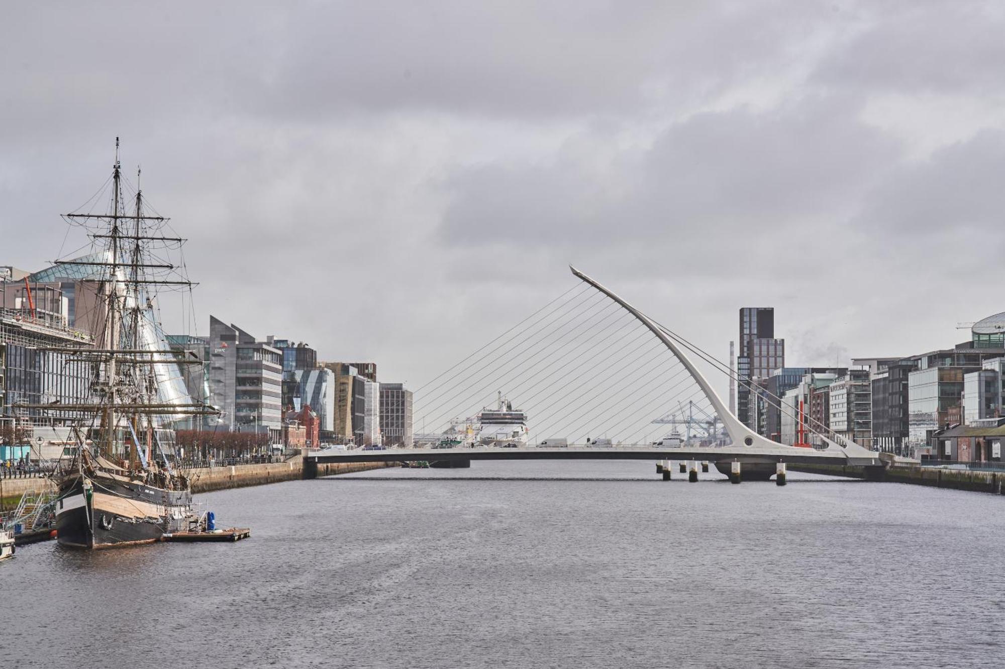 Britain Quay, Sonder Apartments By Marriott Bonvoy 더블린 외부 사진
